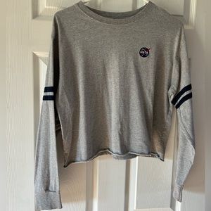 Women’s cropped long sleeve